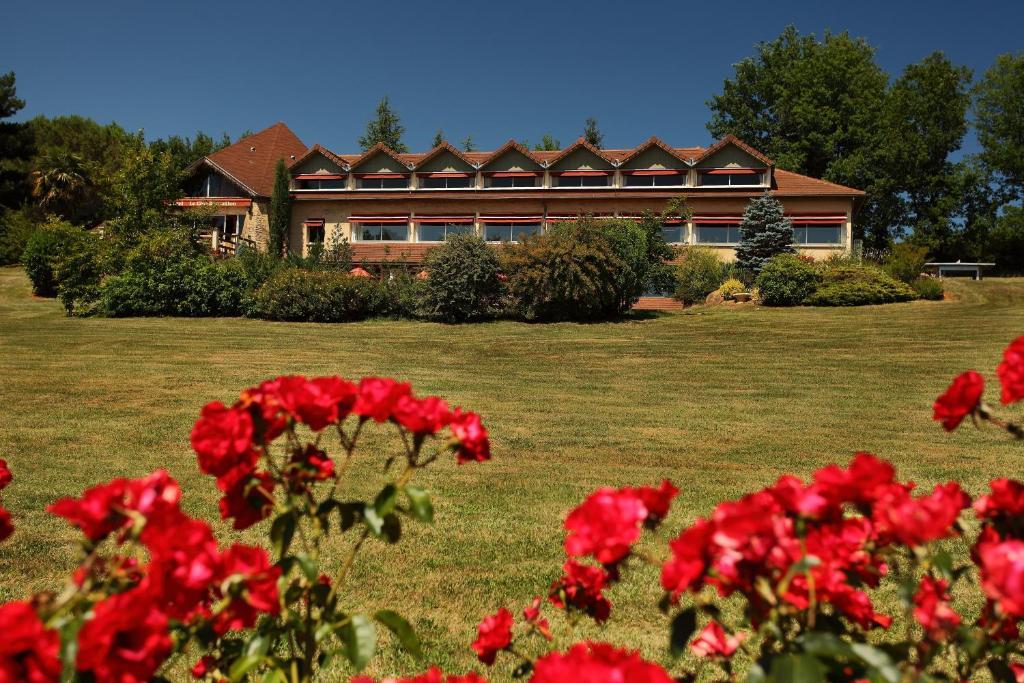 Hotel Le Clos Roussillon Pres De Sarlat Витрак Екстериор снимка