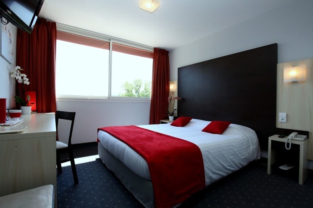Hotel Le Clos Roussillon Pres De Sarlat Витрак Екстериор снимка
