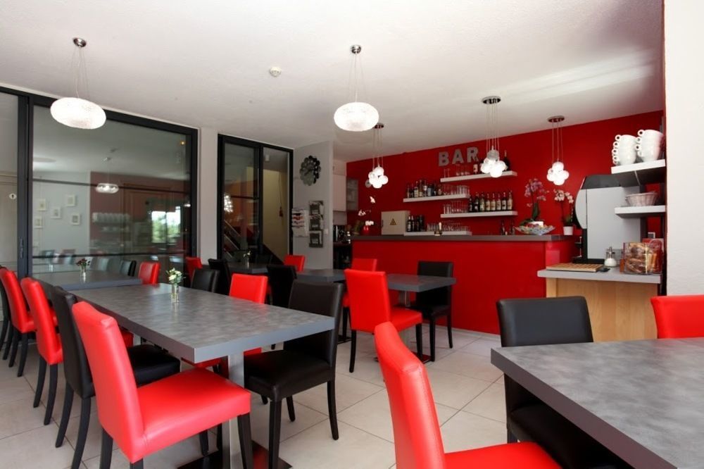Hotel Le Clos Roussillon Pres De Sarlat Витрак Екстериор снимка