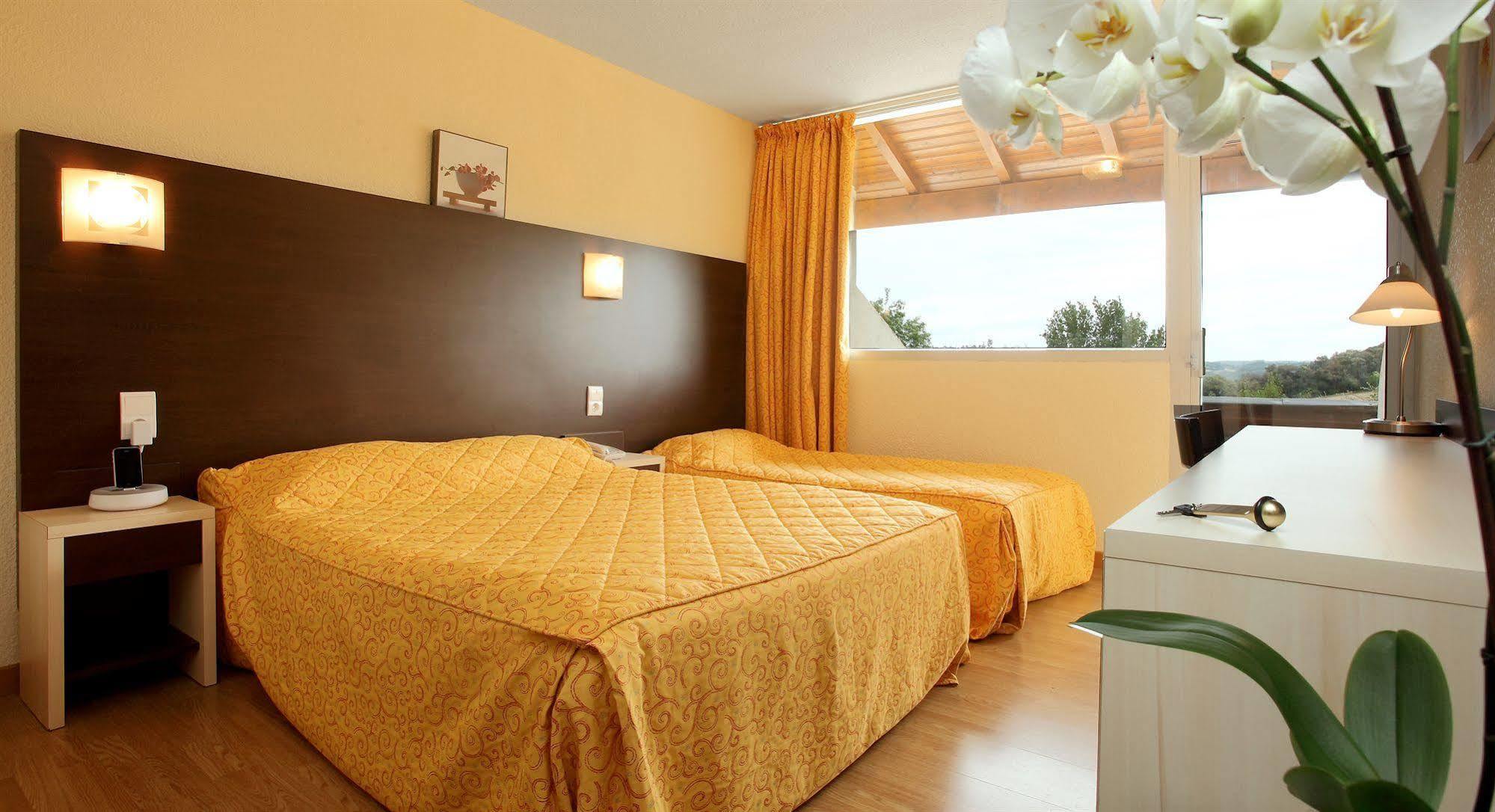 Hotel Le Clos Roussillon Pres De Sarlat Витрак Екстериор снимка