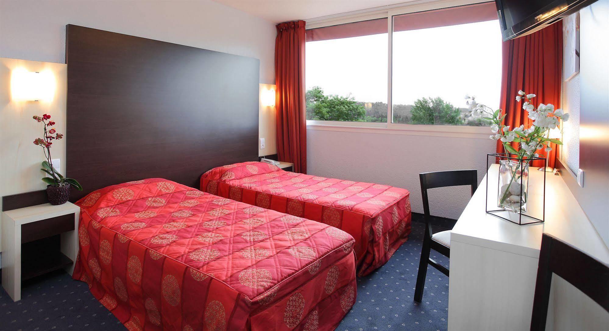 Hotel Le Clos Roussillon Pres De Sarlat Витрак Екстериор снимка